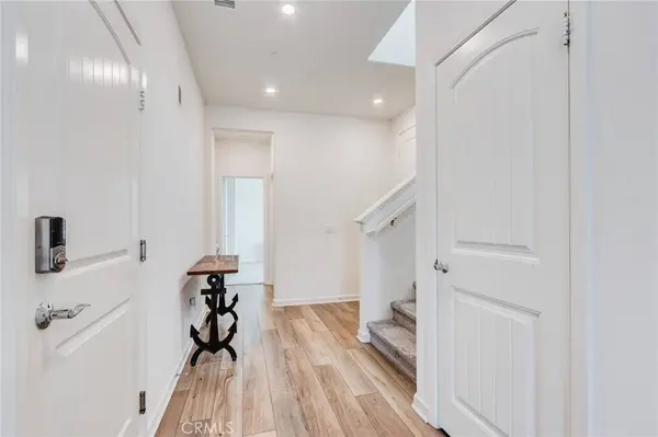 972 W Jasmine WAY, Rialto, CA 92376