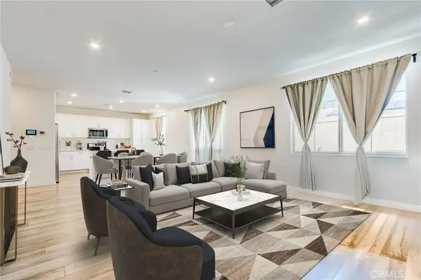 972 W Jasmine WAY, Rialto, CA 92376