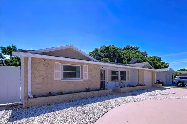 7114 MAYFIELD DR, Port Richey, FL 34668