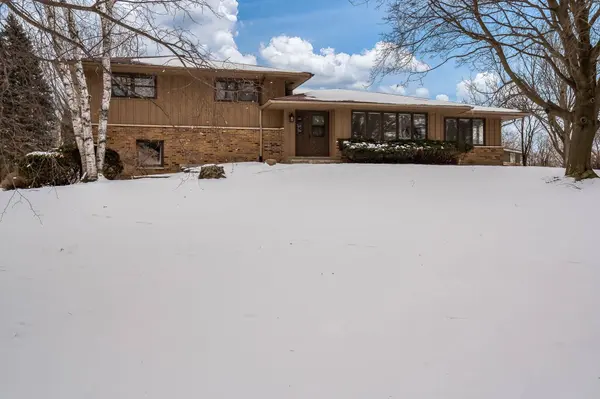 6747 Lynnhurst Lane, Roscoe, IL 61073