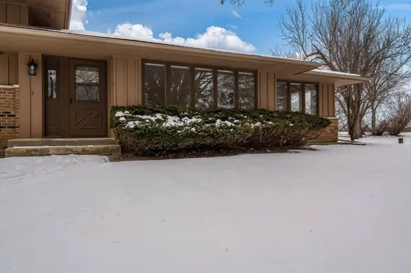 6747 Lynnhurst Lane, Roscoe, IL 61073