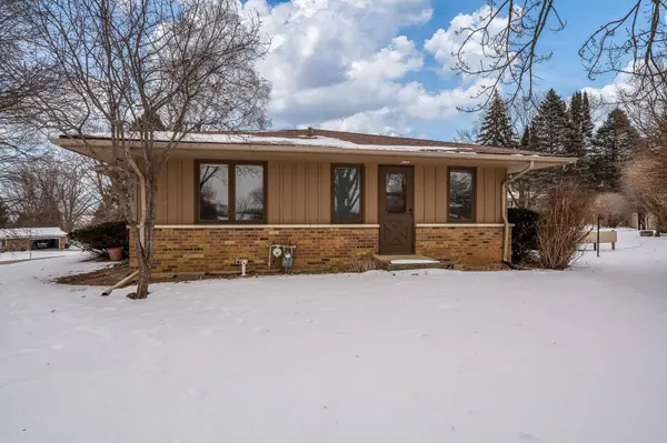6747 Lynnhurst Lane, Roscoe, IL 61073