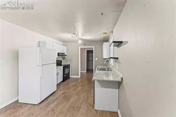 990 N Park DR, Woodland Park, CO 80863