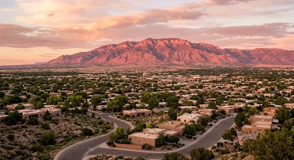 Why So Many People Love Living in Albuquerque