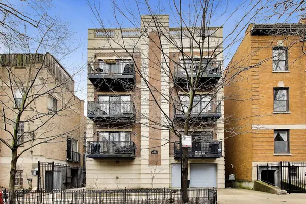 663 W Barry AVE #4C, Chicago, IL 60657