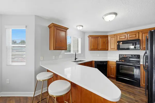 116 E RESACA DR S ##F6, Sandy, UT 84070