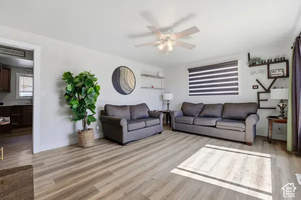 160 W 350 N, Clearfield, UT 84015
