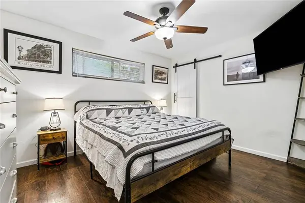 2404 GALLANT DR, Chalmette, LA 70043