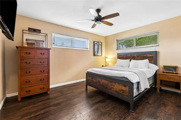 2404 GALLANT DR, Chalmette, LA 70043