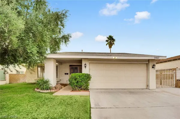7057 Clearwater AVE, Las Vegas, NV 89147
