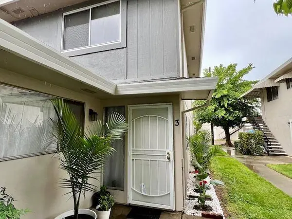 5601 Revelstok DR #3, Sacramento, CA 65842