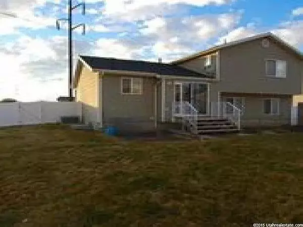 Clearfield, UT 84015,2669 South 150 East