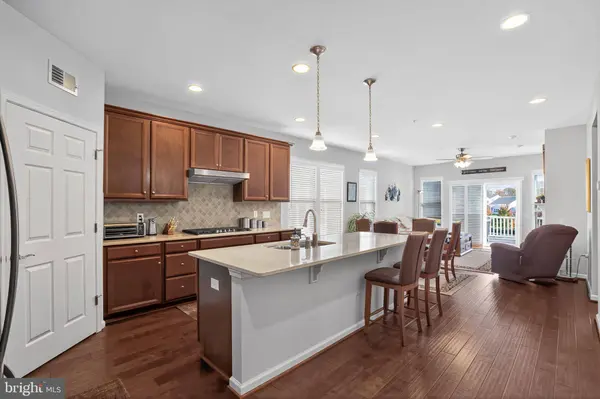 130 LONG POINT DR, Fredericksburg, VA 22406