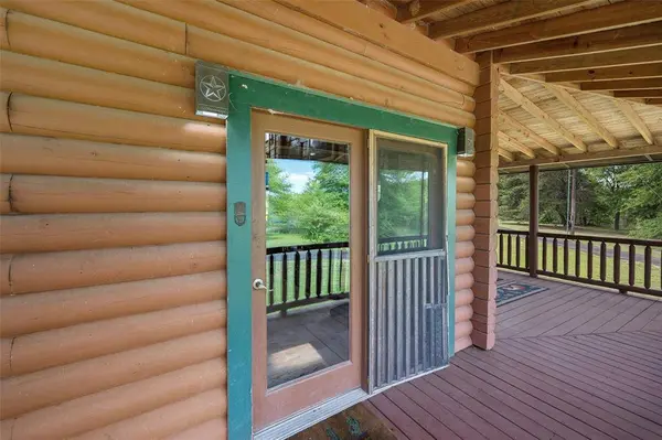 1003 Vz County Road 3211, Wills Point, TX 75169