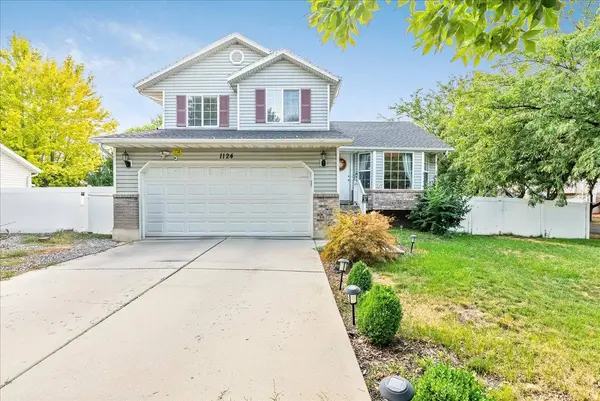 1124 S 925 W, Woods Cross, UT 84087