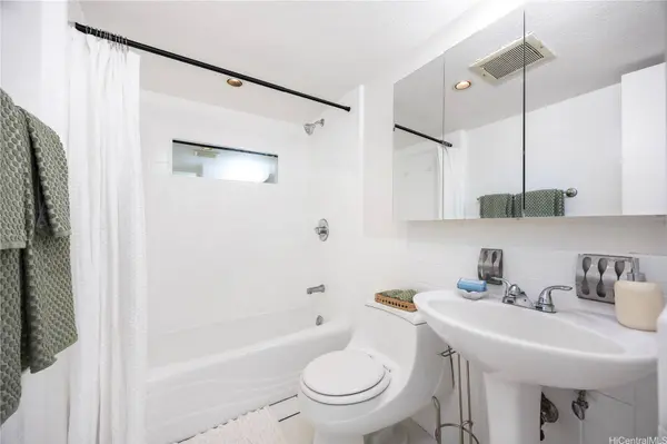 2281 Ala Wai BLVD #803, Honolulu, HI 96815