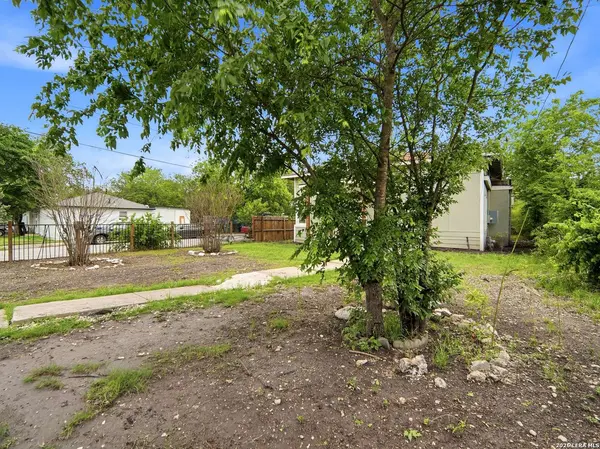 452 Gulf St, San Antonio, TX 78202