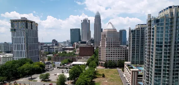 Living in Charlotte NC: Why Your Move to the Queen City Depends on the "Unsexy MVPs"