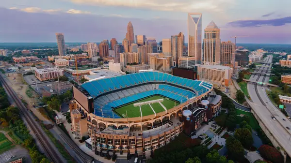 Moving to Charlotte, NC: Your Guide to the City’s $8 Billion Transformation