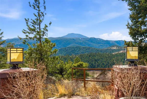 215 Lakeshore Park RD, Boulder, CO 80302