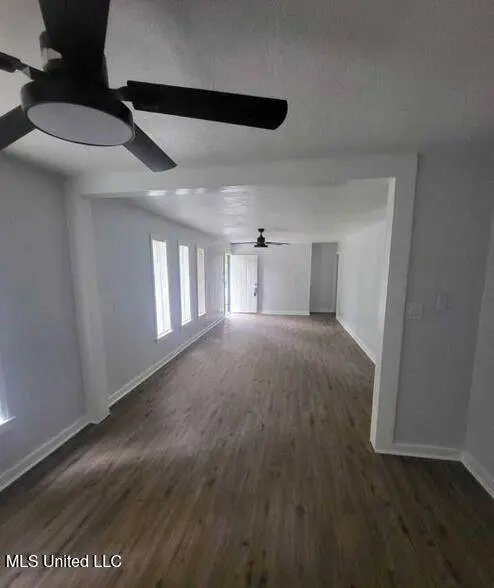 1727 Dixie Drive, Jackson, MS 39209