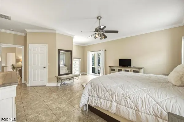 3512 SW 17th PL, Cape Coral, FL 33914