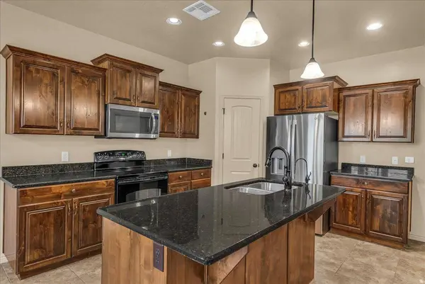 3673 S CANNON WAY, Washington, UT 84780