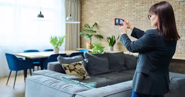 3 Reasons to Take Photos of Your Home,Kim Eckert