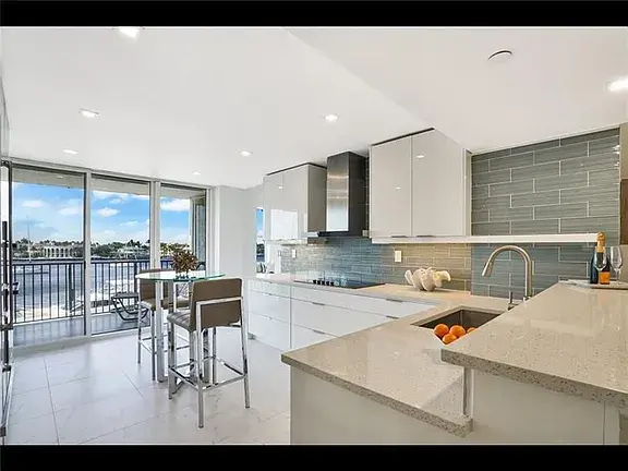 77 S Birch Rd APT 3A, Fort Lauderdale, FL 33316