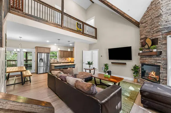 101 Willow Oak Lane LN, Branson, MO 65616