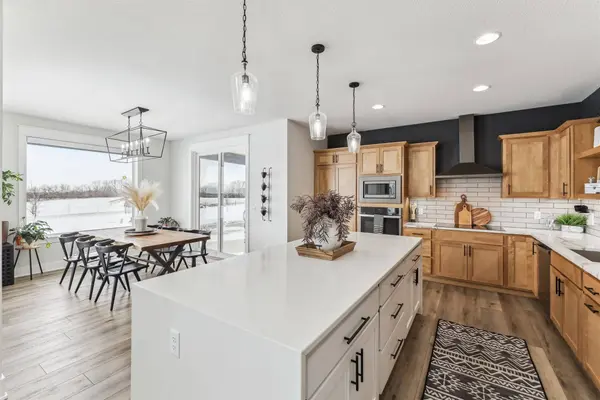 7124 43rd Avenue, Norwalk, IA 50211