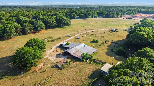 1504 Cedar Pines Lake RD, Lancaster, SC 29720