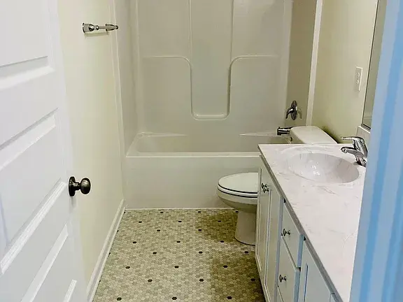 3000 Rivermere Ln, Glen Allen, VA 23059-8047