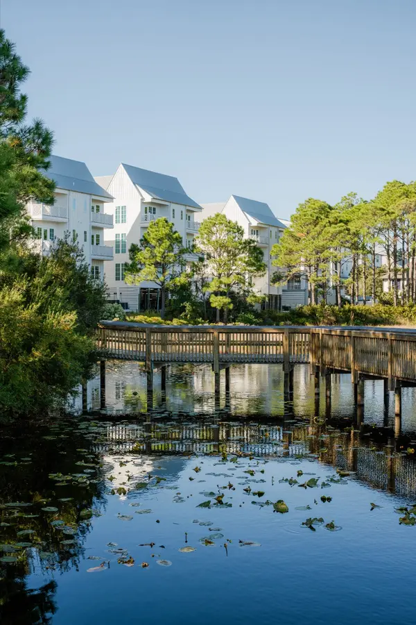 Destin vs. 30A: Which Is Better for a Second Home?