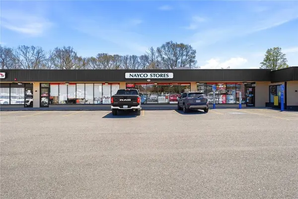 198 Front ST, Lincoln, RI 02865