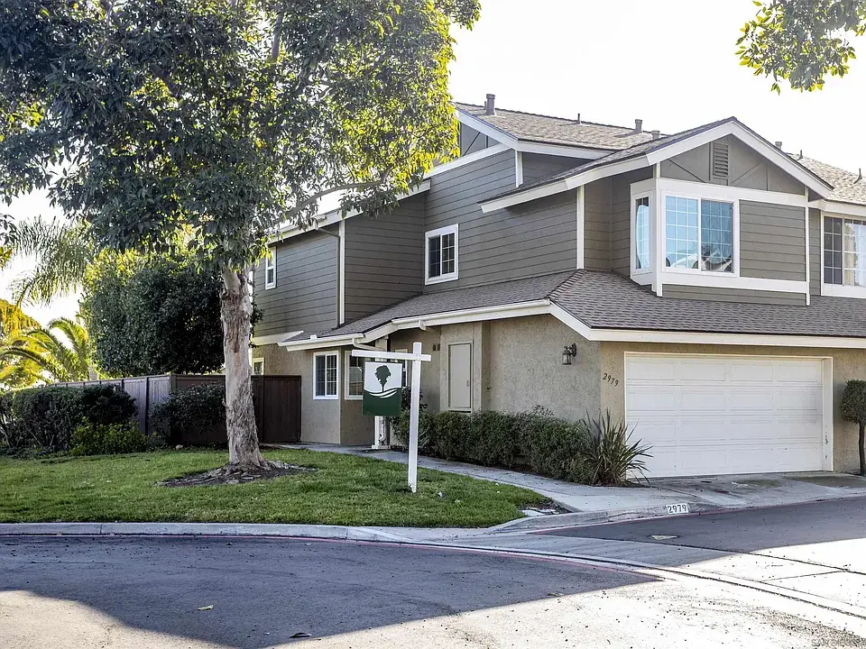 2979 Ridgefield Avenue, Carlsbad, CA 92010