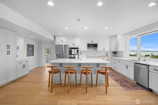 1865 SW Miller Creek RD, Burien, WA 98166