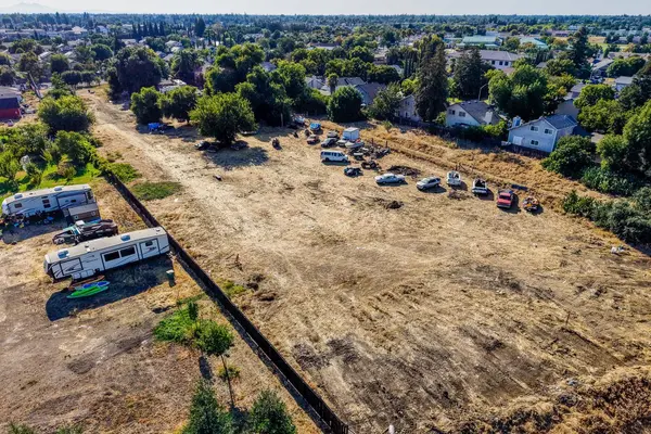 4660 Ijams RD, Stockton, CA 95210