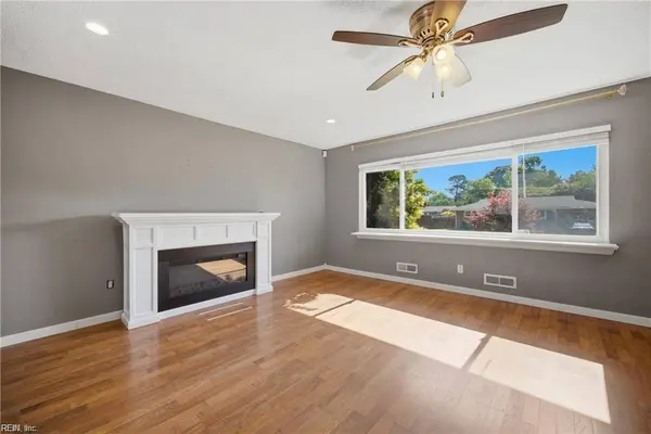 421 Cronin RD, Virginia Beach, VA 23452