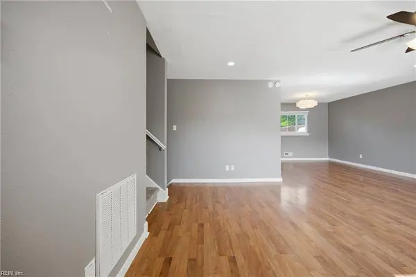 421 Cronin RD, Virginia Beach, VA 23452