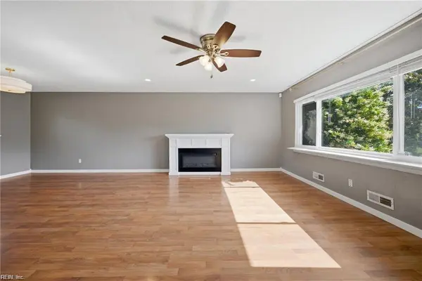 421 Cronin RD, Virginia Beach, VA 23452