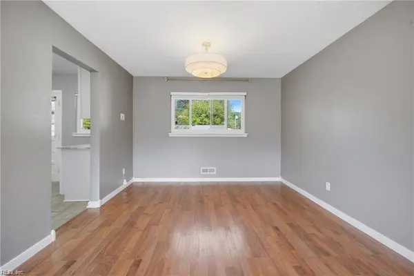 421 Cronin RD, Virginia Beach, VA 23452