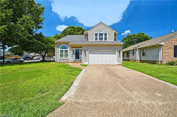853 Yorkshire LN, Newport News, VA 23608