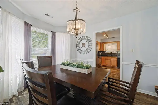 853 Yorkshire LN, Newport News, VA 23608