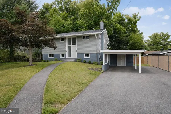 13802 MARIANNA DR