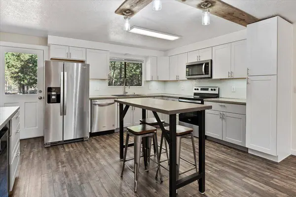15810 Green Forest RD, La Pine, OR 97739