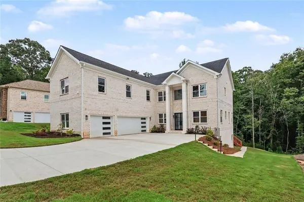 4267 Matisse LN, Fairburn, GA 30213