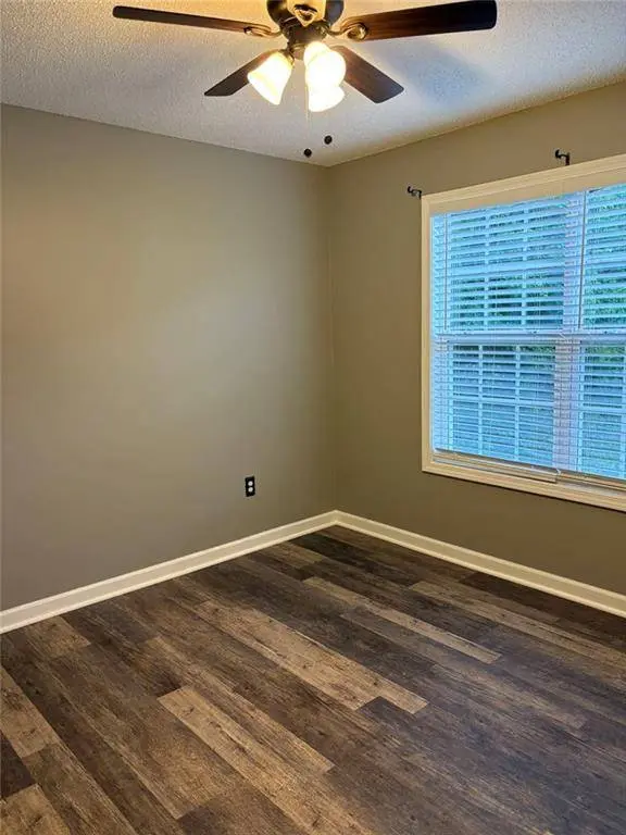 205 White Pine LN, Temple, GA 30179