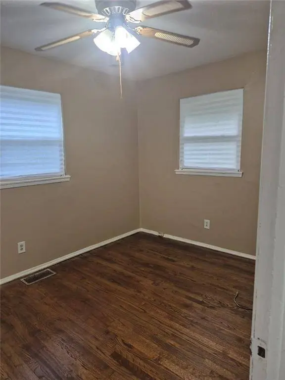 1995 Phillips DR SE, Atlanta, GA 30315