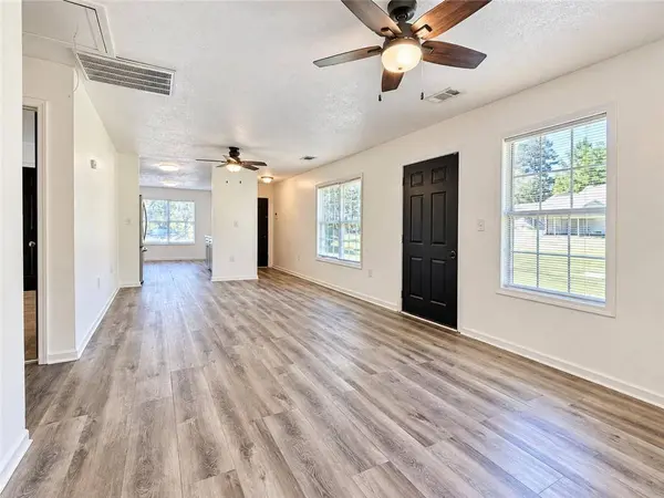 200 Pine Ridge DR, Carrollton, GA 30117